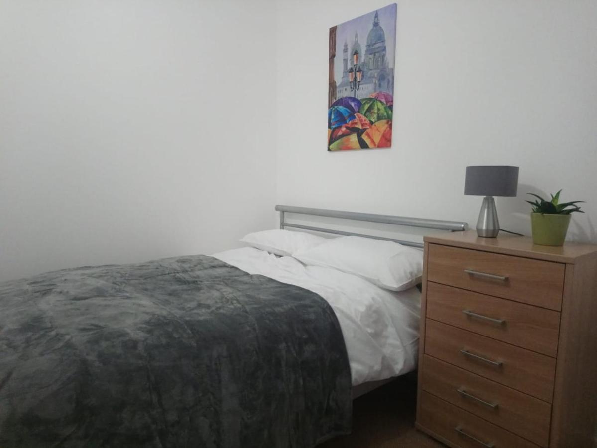 1 Bedroom Flat In Sheffield City Centre-Sleeps 4 Esterno foto